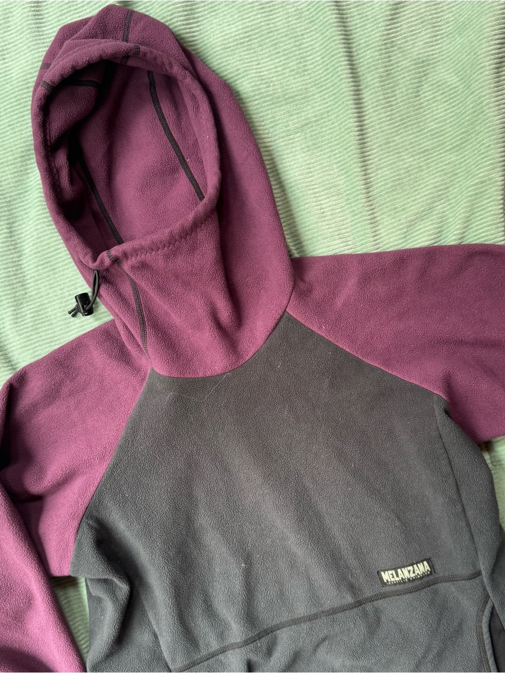 Melanzana Two-Tone Hooded wind pro Fleece - Plum & Charcoal